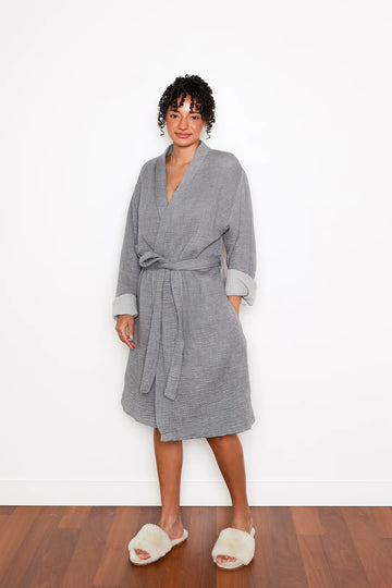 QUEST ROBE - GREY